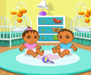 العاب دورا و رعاية اطفال الصغار